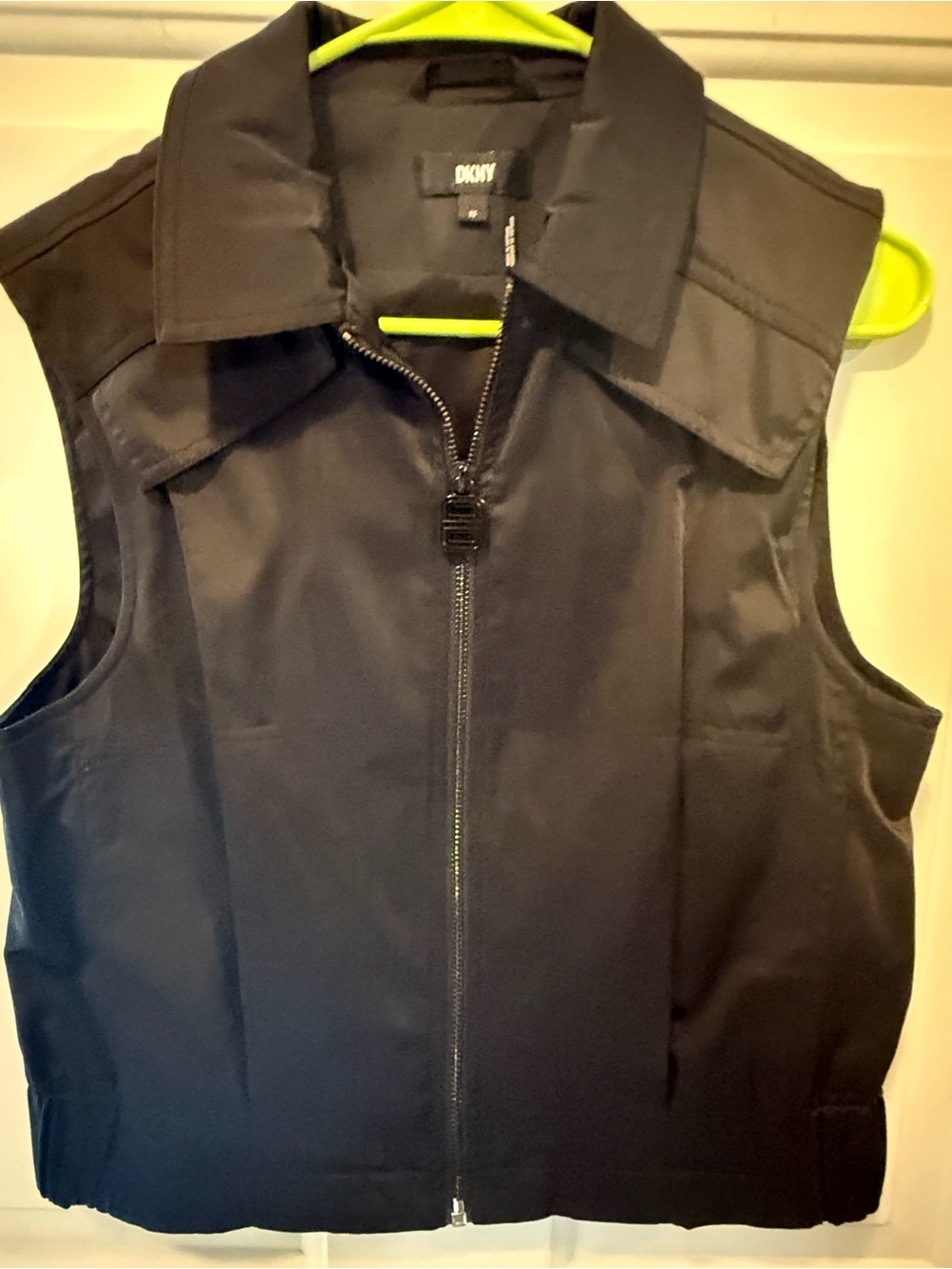 DKNY Black Zip-Front Sleeveless Vest